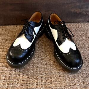 Dr. Martens Black/White Brogues 3989